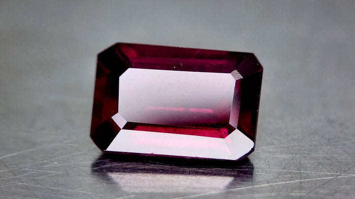 Malai Garnet 11