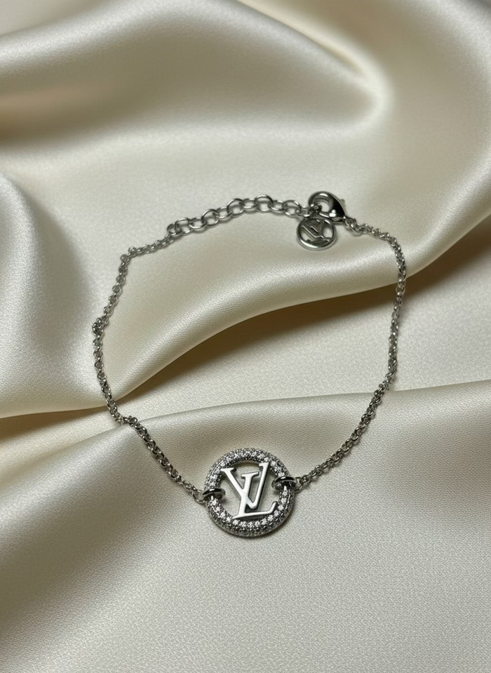Lara Vee Bracelet