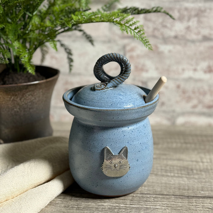 American Handmade Honey Jar with Cat Face Pewter Plaque by MudWorks Pottery, Barrington Blue