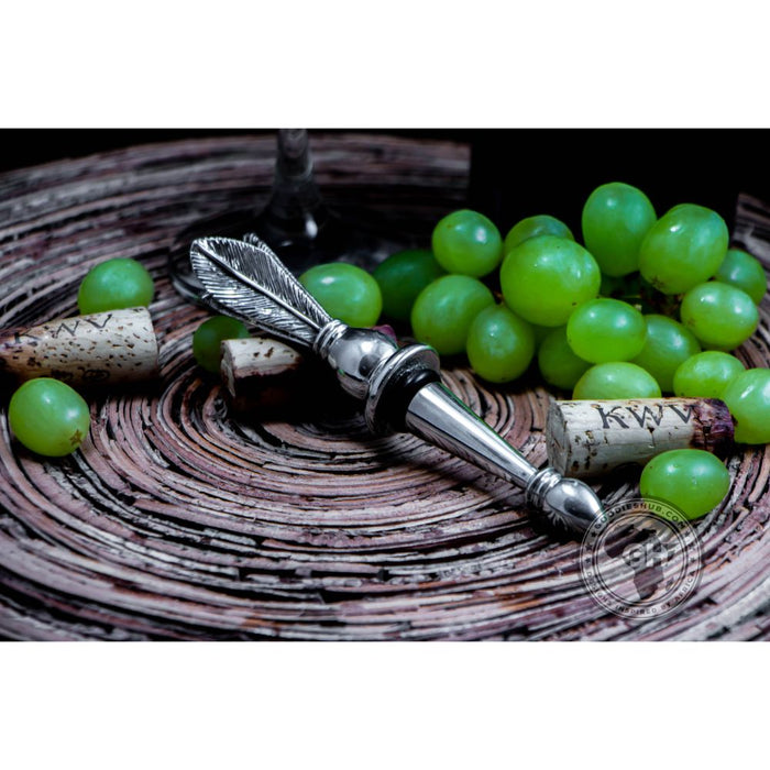 Bottle stopper 3 Feather - Usiba Lwe Nyoni Collection - Diana Carmichael