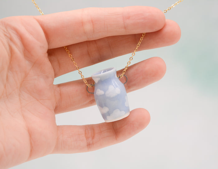 Cloudy Pot Necklace