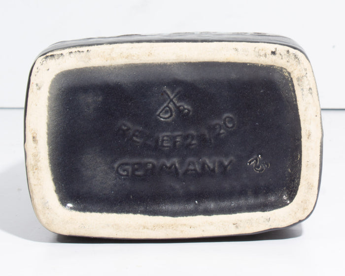 Dumler and Breiden West German “Polar” Relief Vase