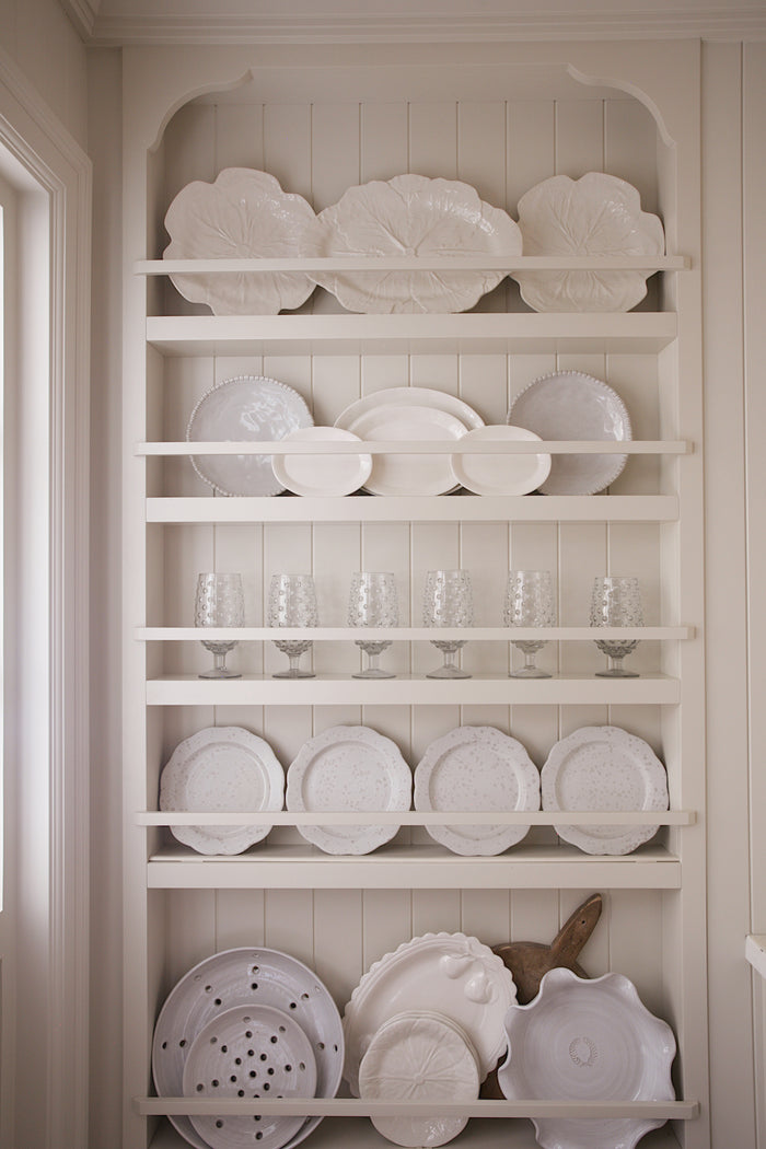 Mila Scalloped Pear Platter