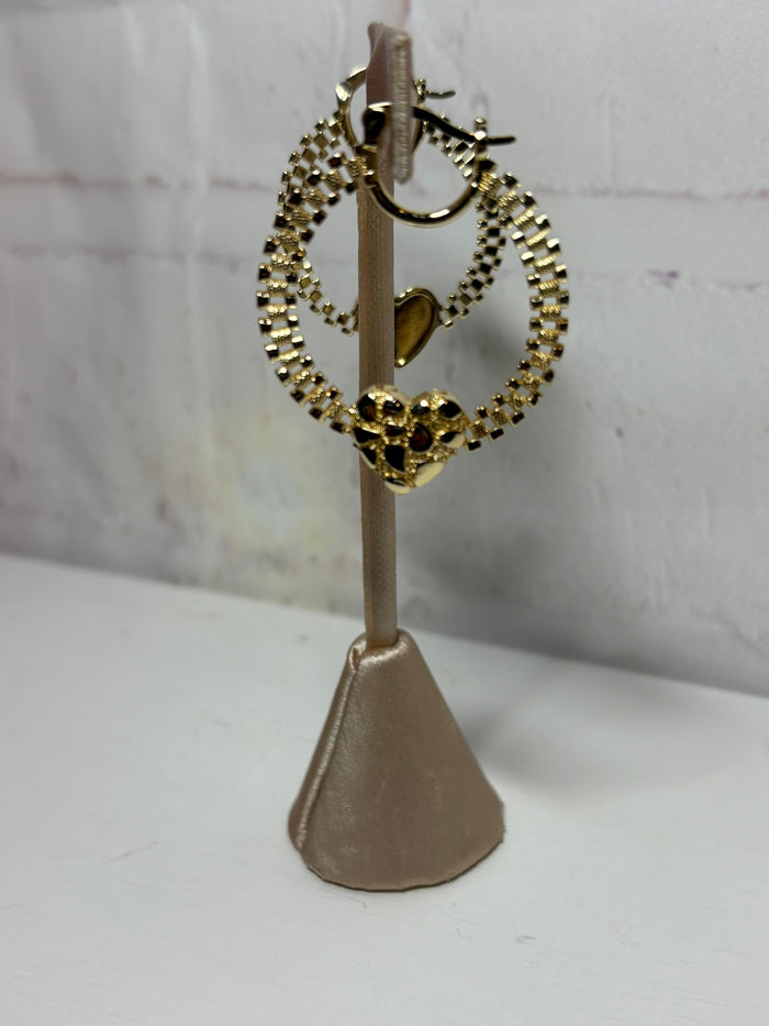 Nugget Heart Hoops